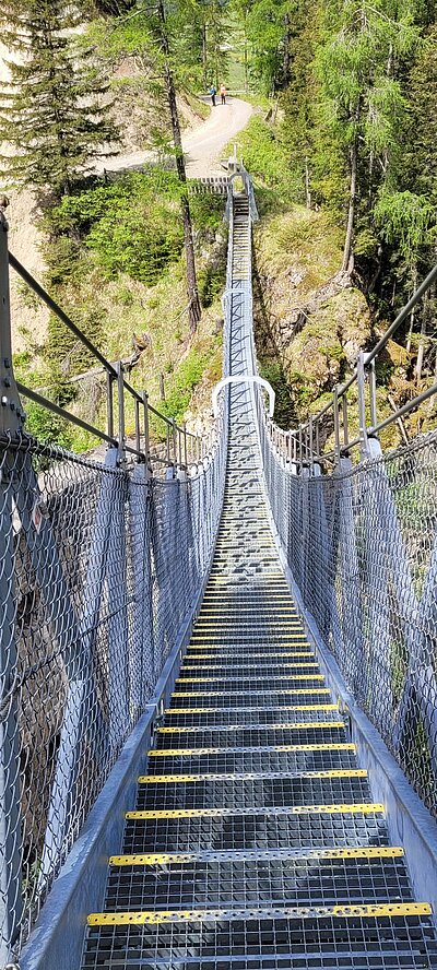 Wanderung der Naturfreunde - KALSER TALRUNDWEG (Abschnitt Hängebrücke, Felsenkapelle)