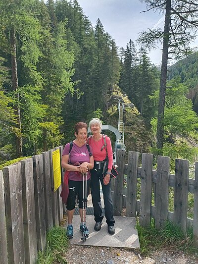 Wanderung der Naturfreunde - KALSER TALRUNDWEG (Abschnitt Hängebrücke, Felsenkapelle)