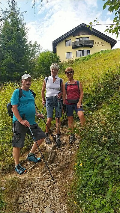 Wanderung der Naturfreunde - Mauthner Alm und Enzianhütte