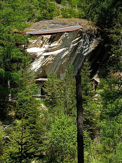 Wanderung der Naturfreunde - KALSER TALRUNDWEG (Abschnitt Hängebrücke, Felsenkapelle)