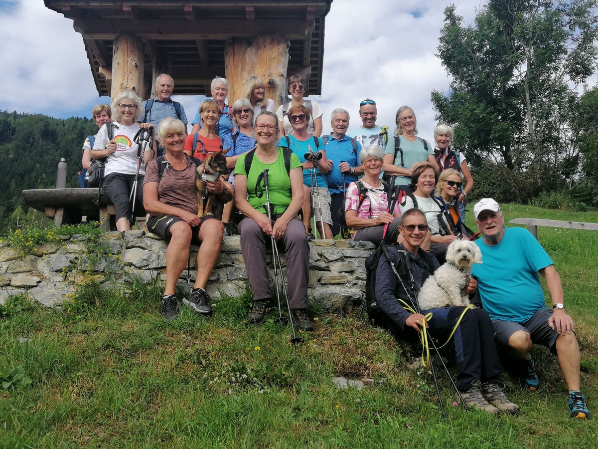 Wanderung der Naturfreunde - Mauthner Alm und Enzianhütte